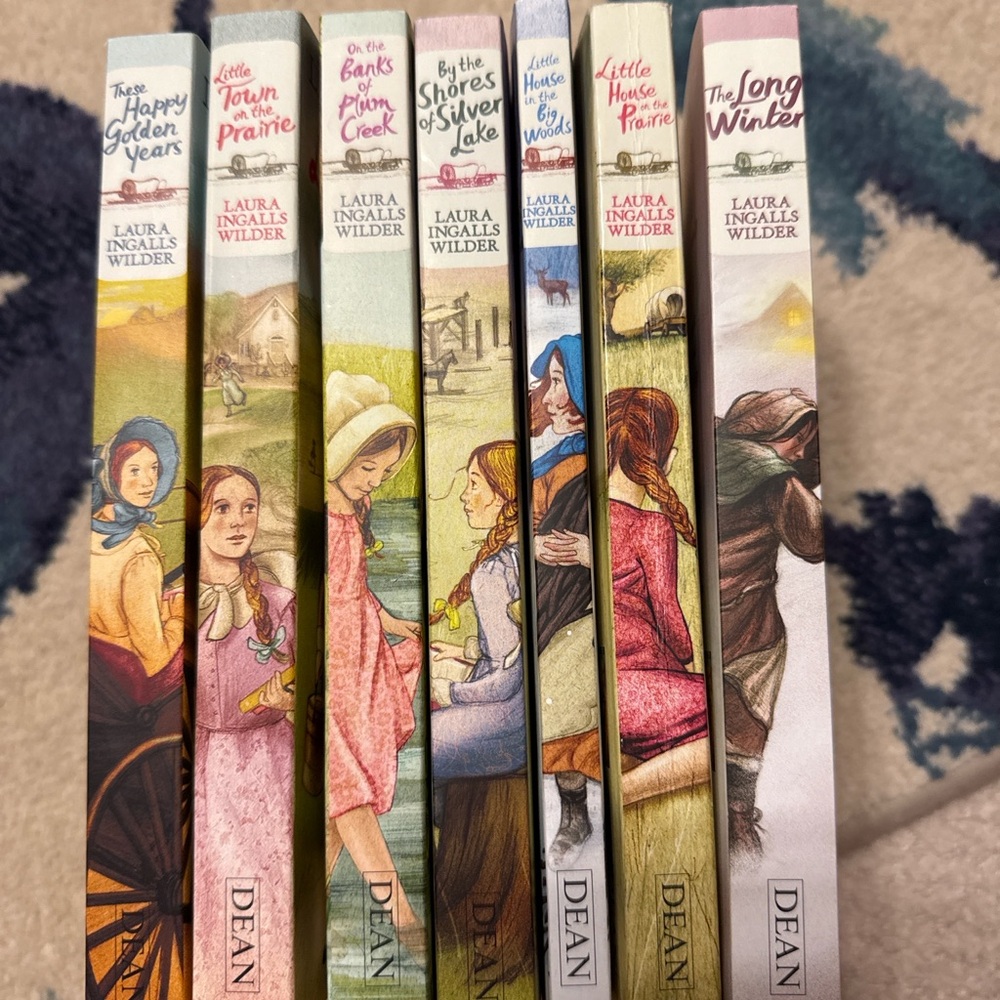 Home Accents Book Set - Multicolor